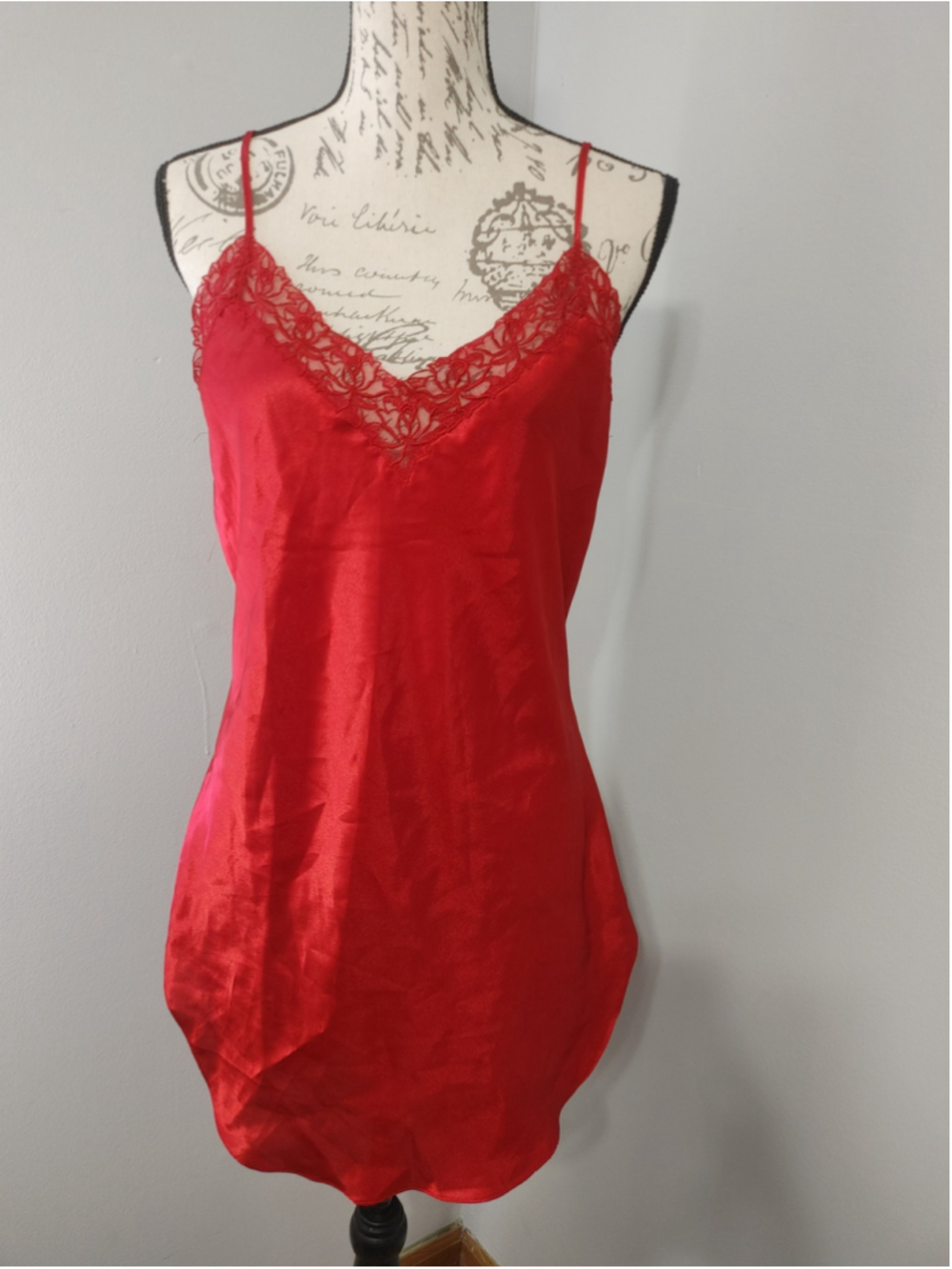 Women's Vintage Gold Label Victoria's Secret Red Lace Trim Chemise Slip Size L